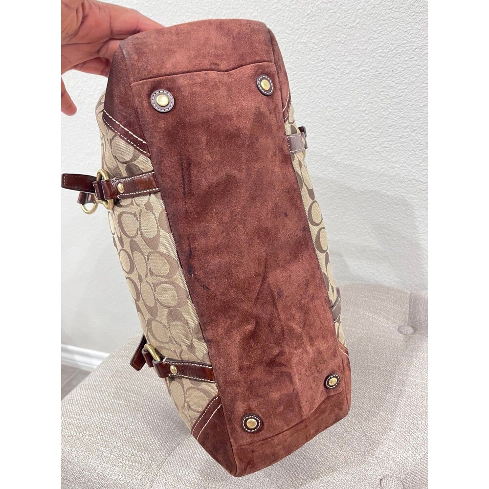 COACH SIGNATURE GALLERY tote.. - Picture 6 of 10